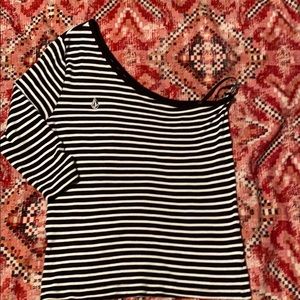 Striped one shoulder top